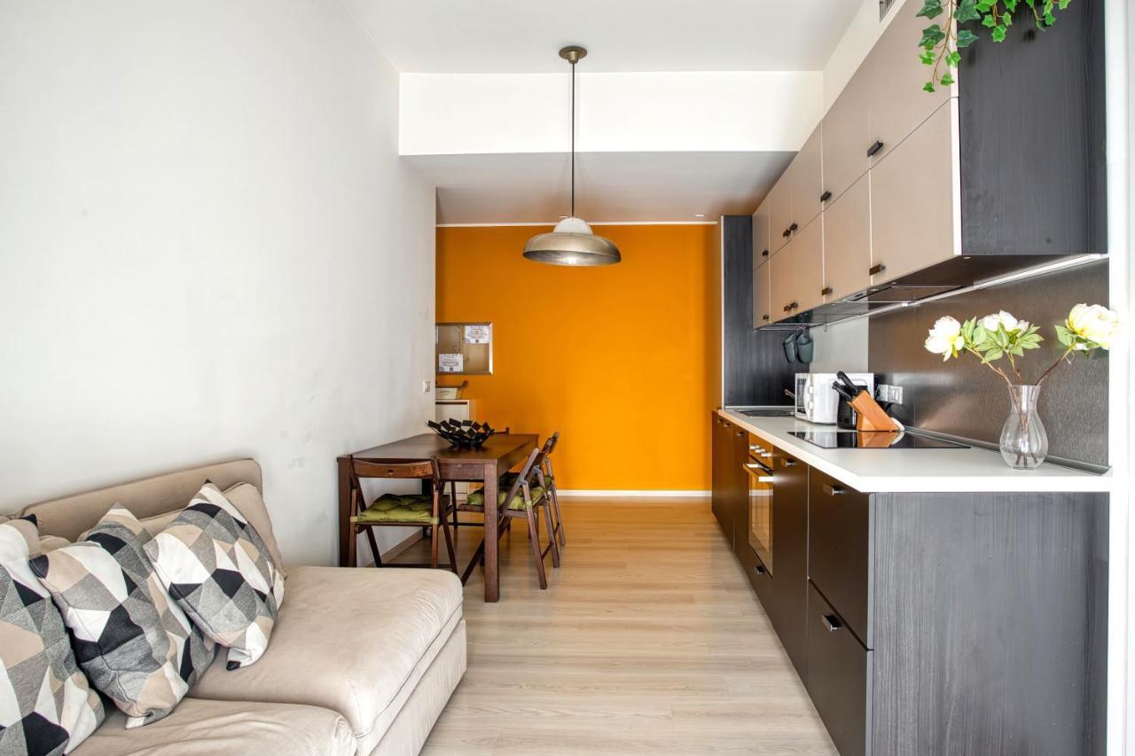 Joivy Vibrant 2Bed Apt With Balcony Милан Экстерьер фото